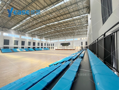 四川省甘孜县民族第二中学体育馆